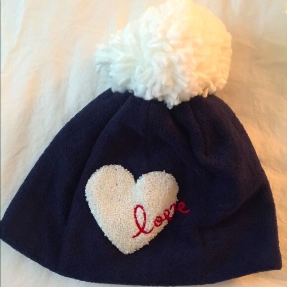Kids Fleece Heart Hat - Picture 2 of 6